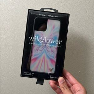 Wildflower Case iPhone 12